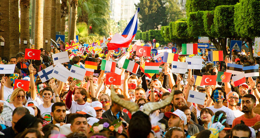 Adana Portakal Çiçeği Festivali Turu (Mersin Konaklamalı) 2.Araç