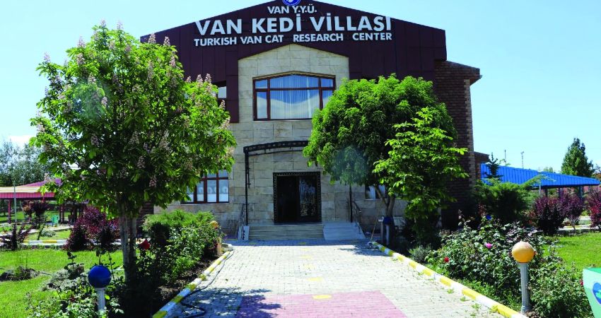 Uçaklı Van Doğubeyazıt Bitlis Hizan Bahçesaray Turu