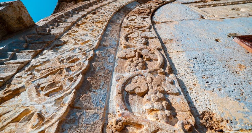 İstanbul Çıkışlı Uçaklı Baksı Müzesi Santa Harabeleri Bayburt Gümüşhane Turu