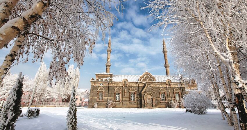 Ankara Çıkışlı Uçaklı Turistik Doğu Ekspresi ile Kars Turu (Kars-Erzurum Tren Yolculuğu)