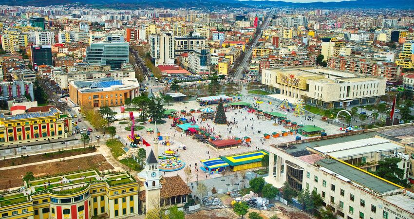Ankara Çıkışlı Kosovalı Büyük Balkan Turu AJet İle Extra Turlar ve Akşam Yemekleri Dahil BEG-SKP