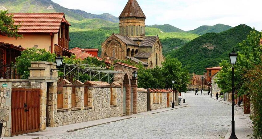 Ankara Çıkışlı Uçaklı Kars Borjomi Tiflis Batum Turu 