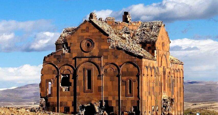 Ankara Çıkışlı Uçaklı Kars Borjomi Tiflis Batum Turu 