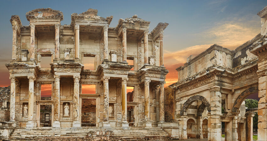 Ankara Çıkışlı Efes'de Bir Gece Urla'da Bağ Bozumu Turu