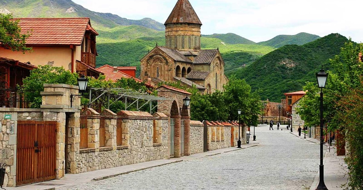 Ankara Çıkışlı Uçaklı Kars Borjomi Tiflis Batum Turu 