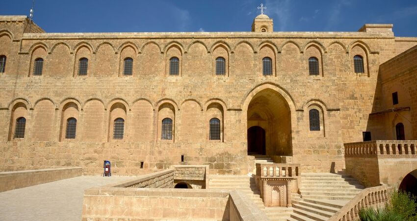 İstanbul Çıkışlı Butik Mardin Midyat Ezidi ve Süryani Köyleri Turu  (Sömestr Özel)