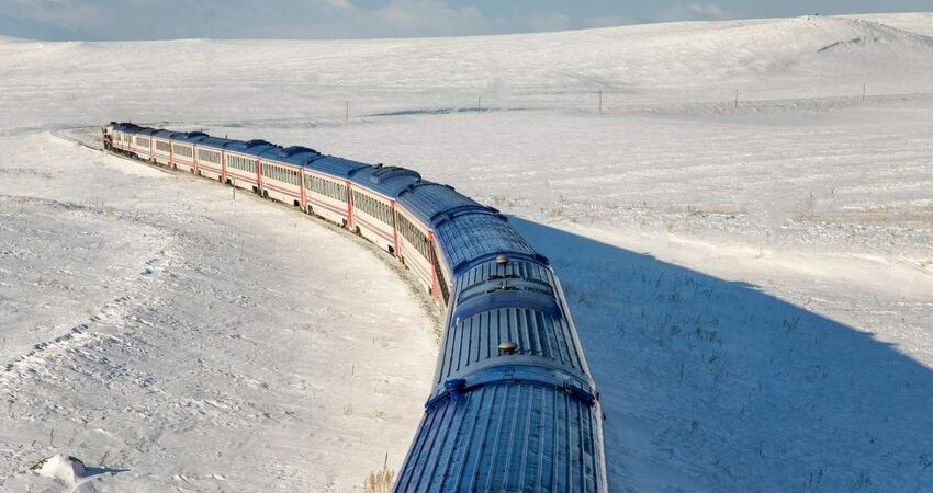 Yataklı Tren İle Van Kars Erzurum Turu (Uçak Gidiş – Tren Dönüş)
